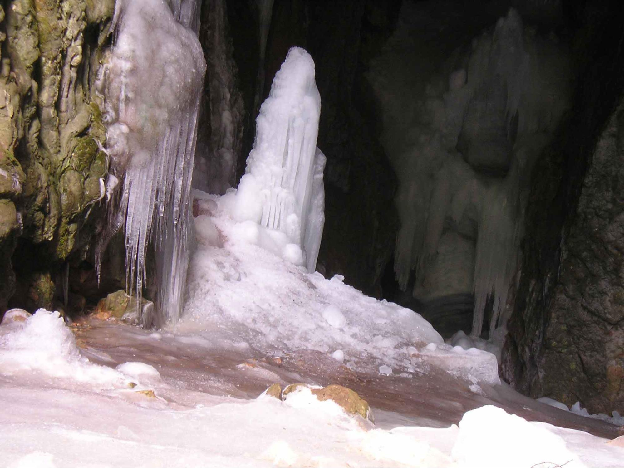 Пещеры Крыма, открытые для посещения - фото 4