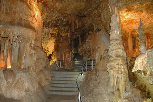 Мраморные пещеры