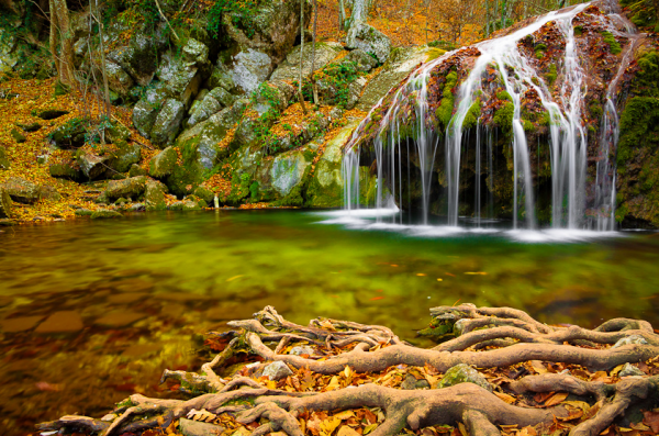 Самые красивые и большие водопады Крыма